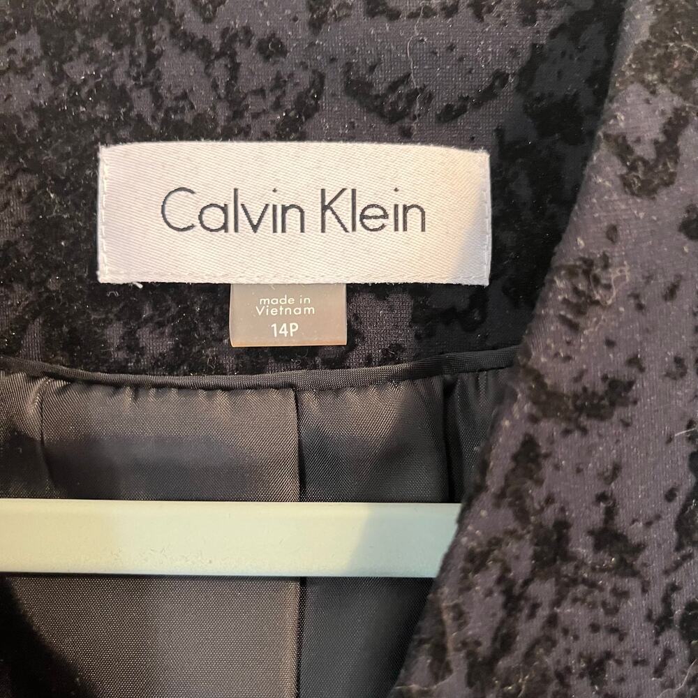 Calvin Klein 14P Cropped Snakeskin Textured jacquard Blazer Jacket plus size - Picture 7 of 9